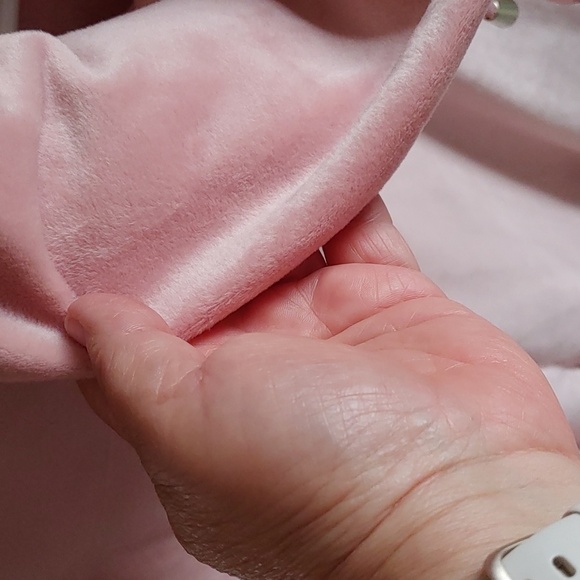 🍁Women's Soft Pink Velour Cozy Cowl Neck Plush Sweater - Picture 2 of 8